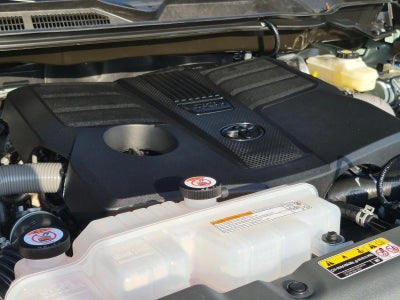 2026 Toyota Tundra 4WD 4WD Platinum CrewMax 5.5' Bed (Natl)