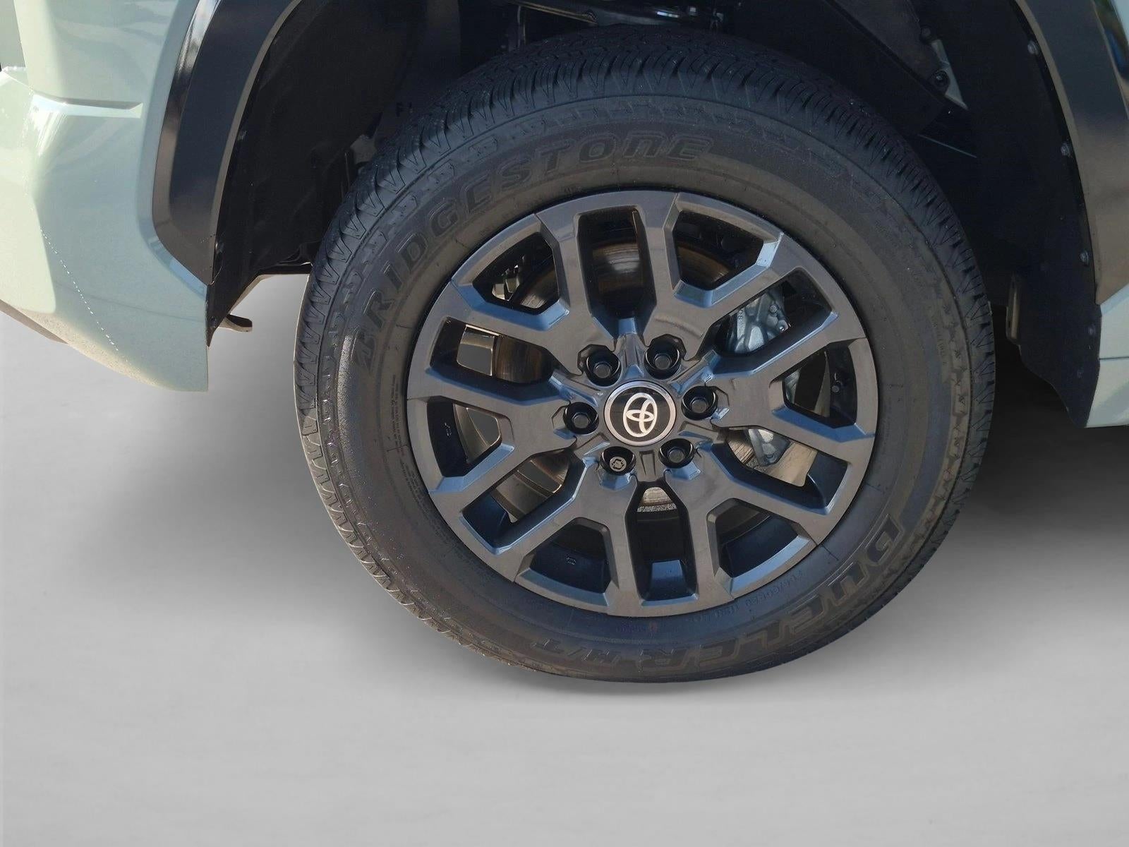2026 Toyota Tundra 4WD 4WD Platinum CrewMax 5.5' Bed (Natl)