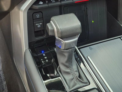 2023 Toyota Tundra 4WD 4WD Platinum Hybrid CrewMax 5.5' Bed (Natl)