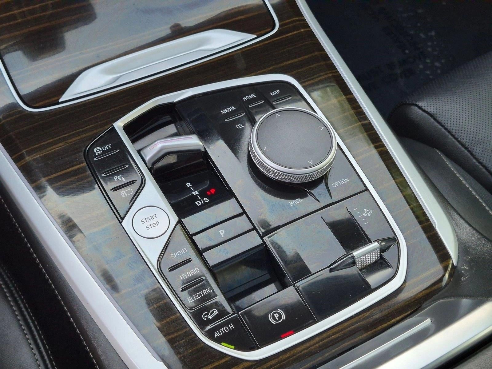 2025 BMW X5 xDrive50e Plug-In Hybrid