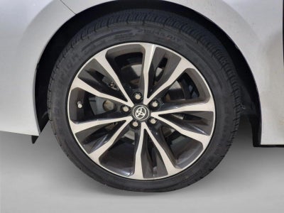 2017 Toyota Corolla SE CVT (Natl)