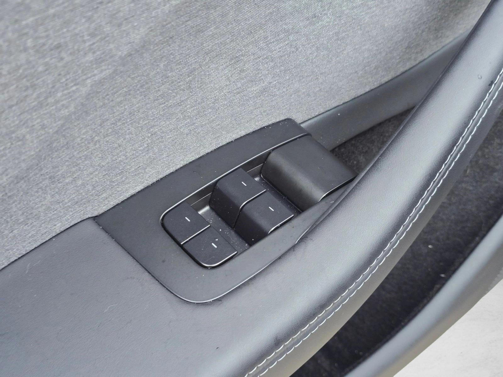 2025 Tesla Model 3 Long Range RWD