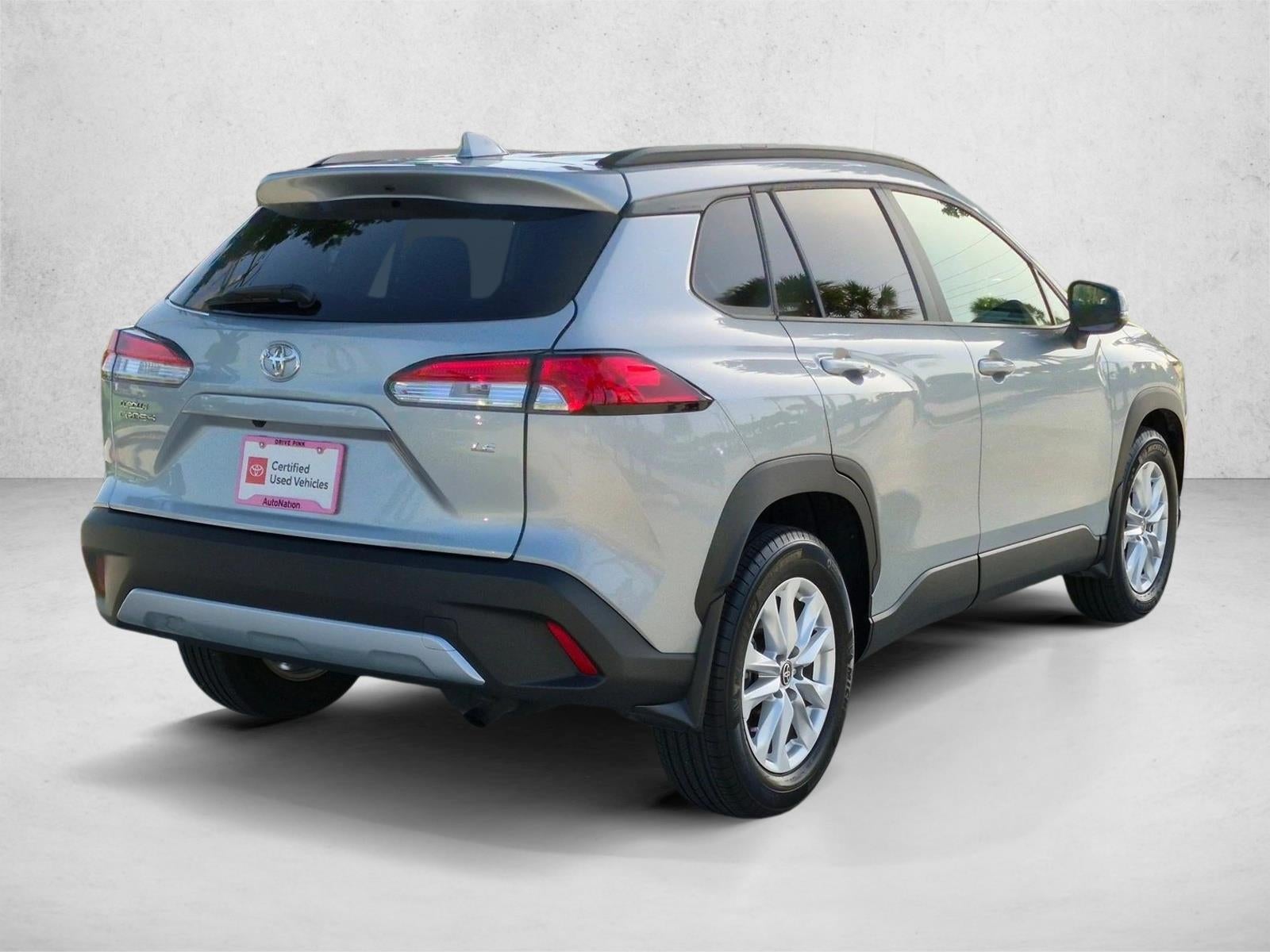 2024 Toyota Corolla Cross LE 2WD (Natl)