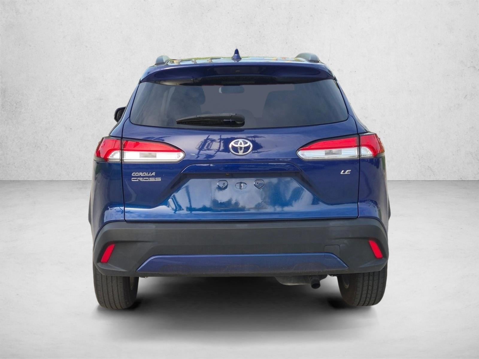 2022 Toyota Corolla Cross LE 2WD (Natl)