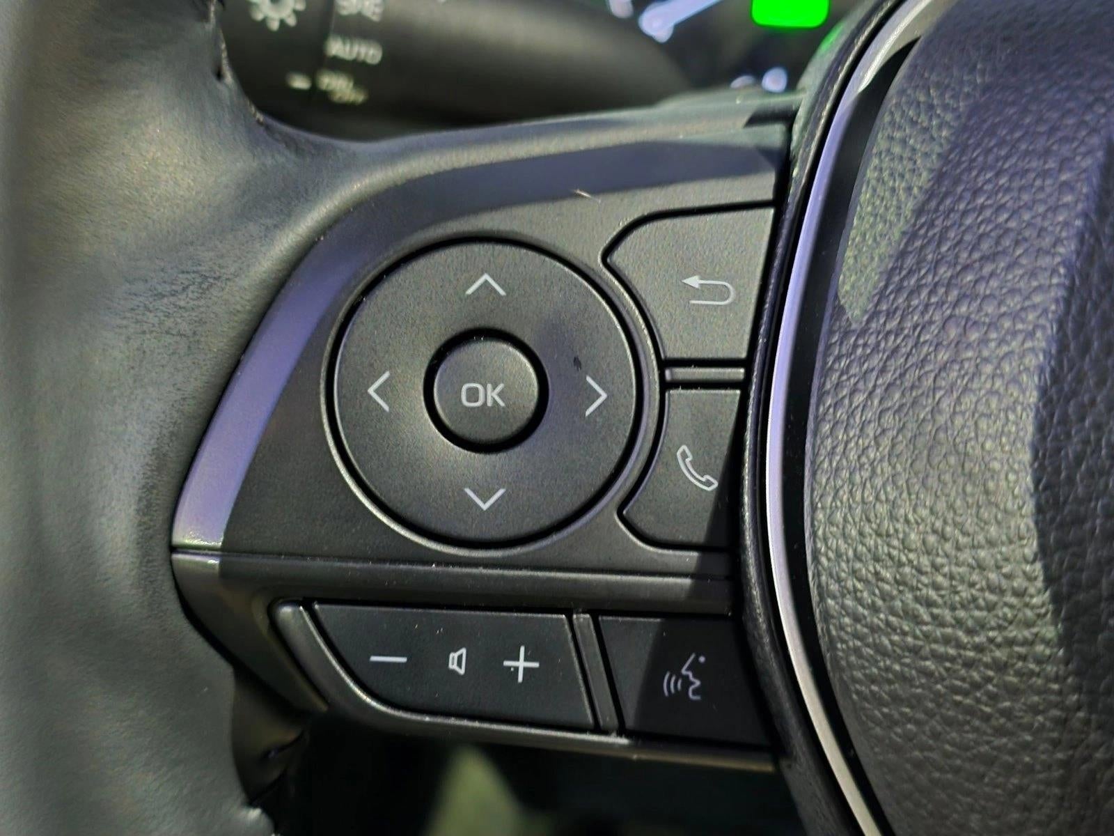 2025 Toyota Corolla Cross Hybrid SE 4WD (Natl)