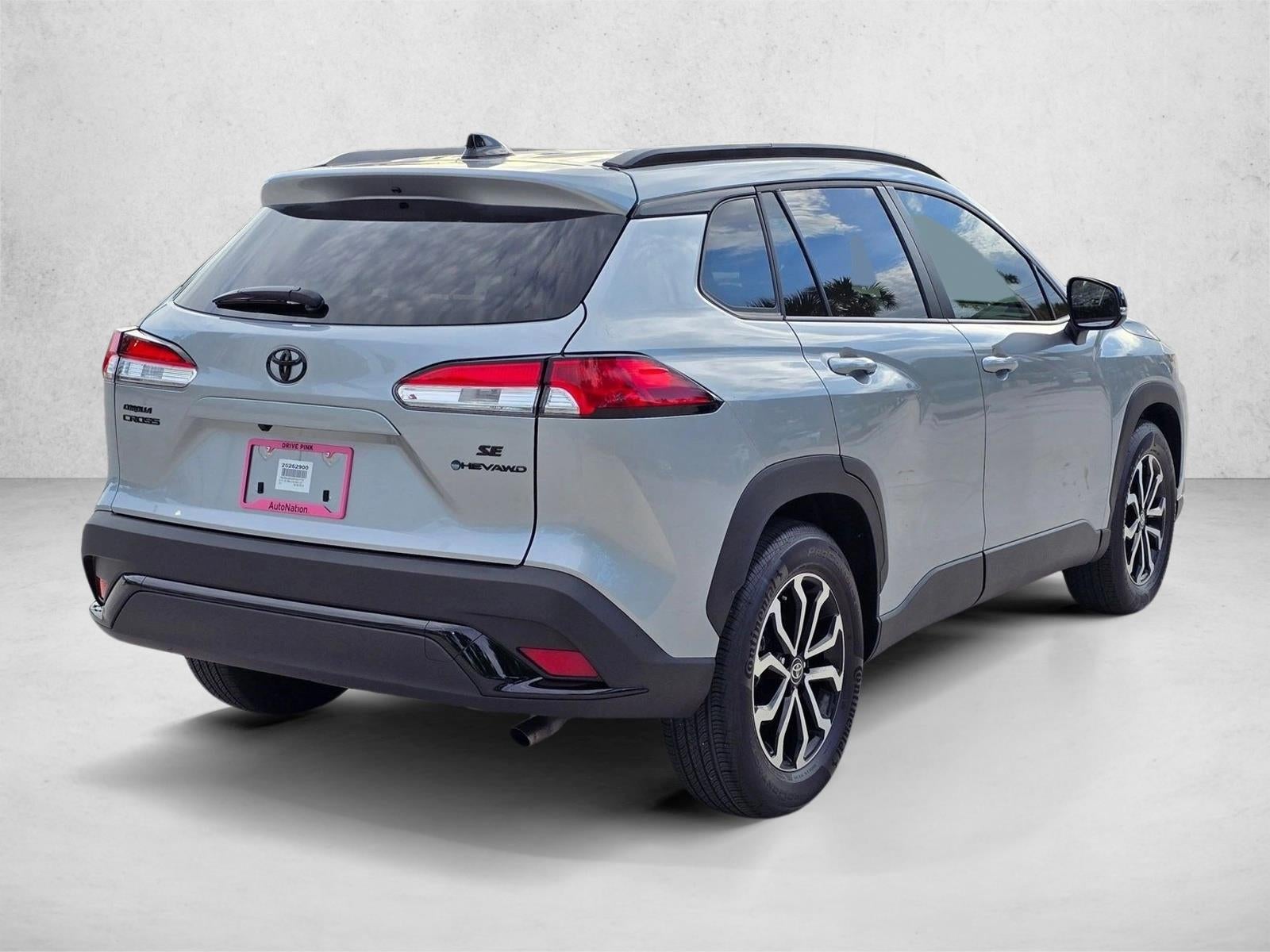 2025 Toyota Corolla Cross Hybrid SE 4WD (Natl)