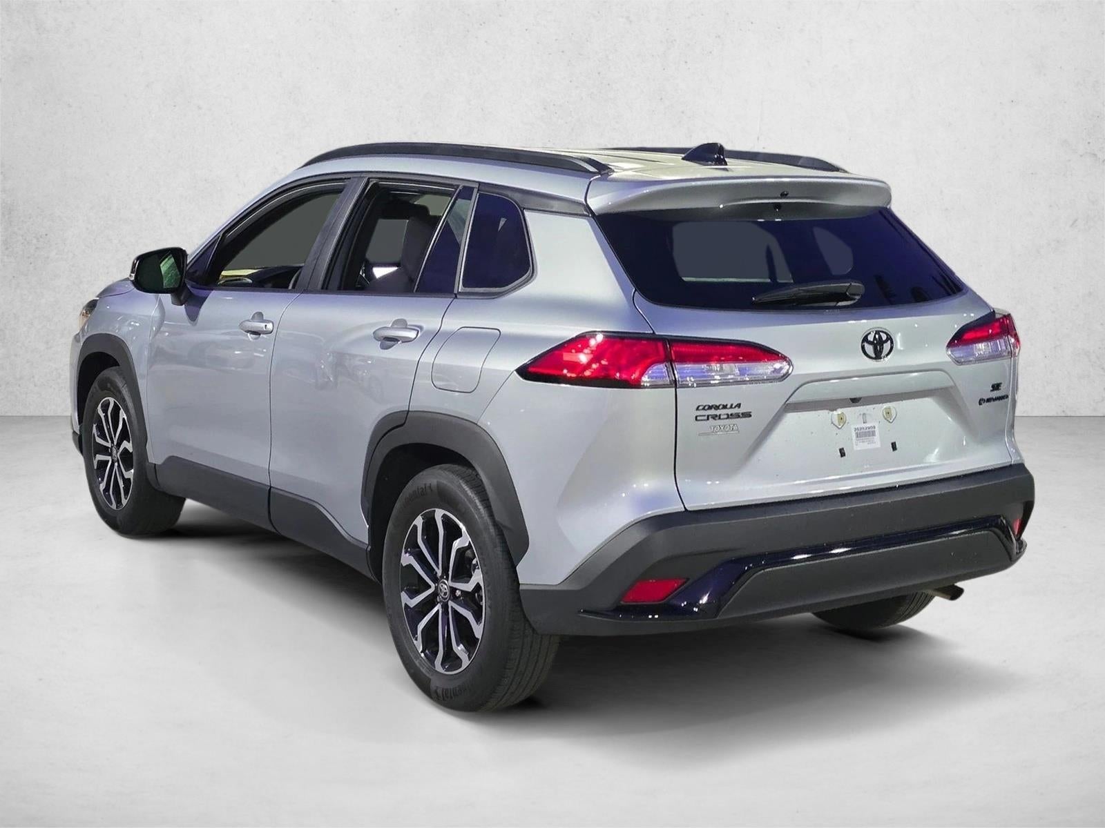 2025 Toyota Corolla Cross Hybrid SE 4WD (Natl)