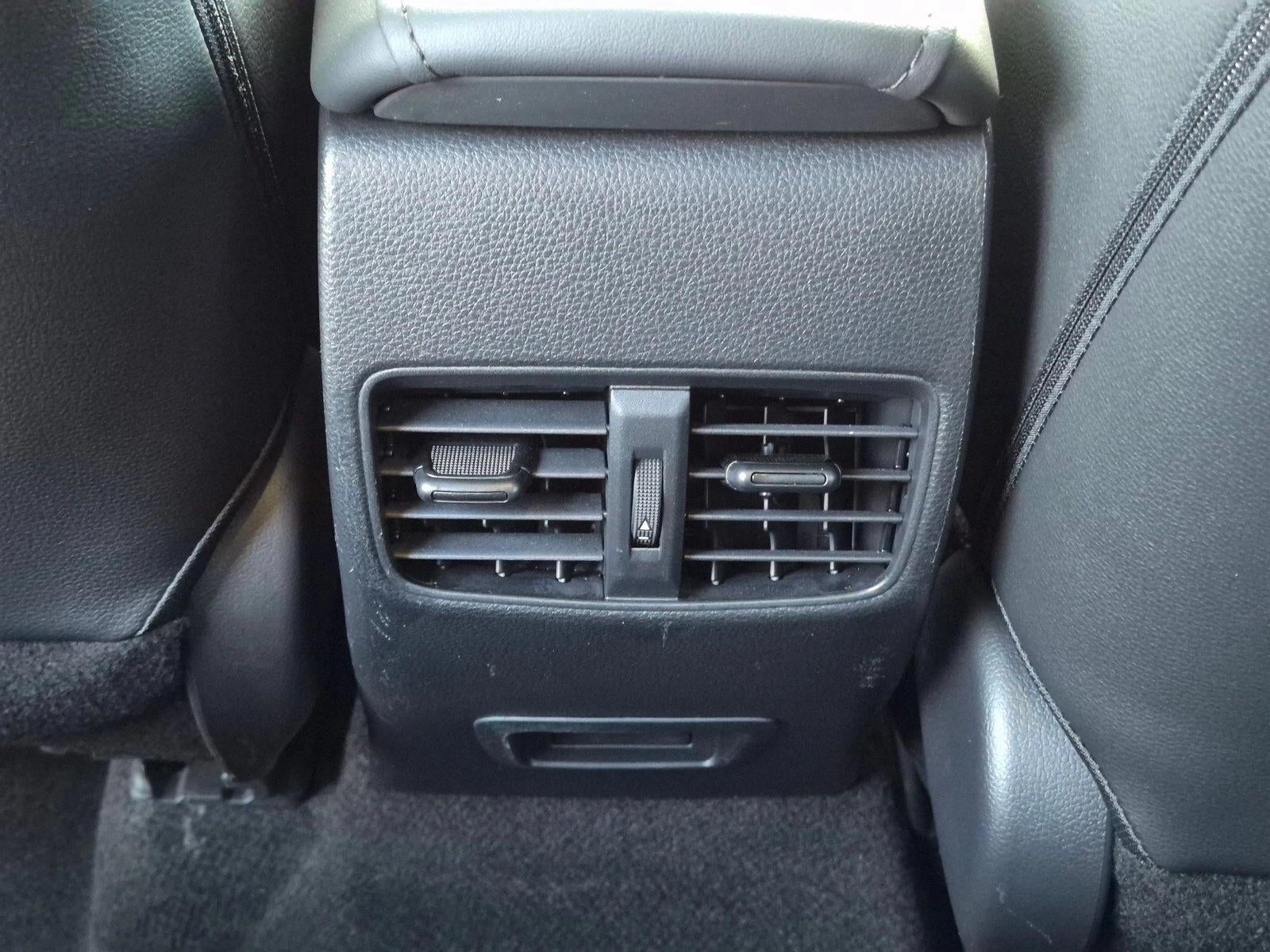 2023 Toyota Corolla Cross Hybrid XSE 4WD (Natl)