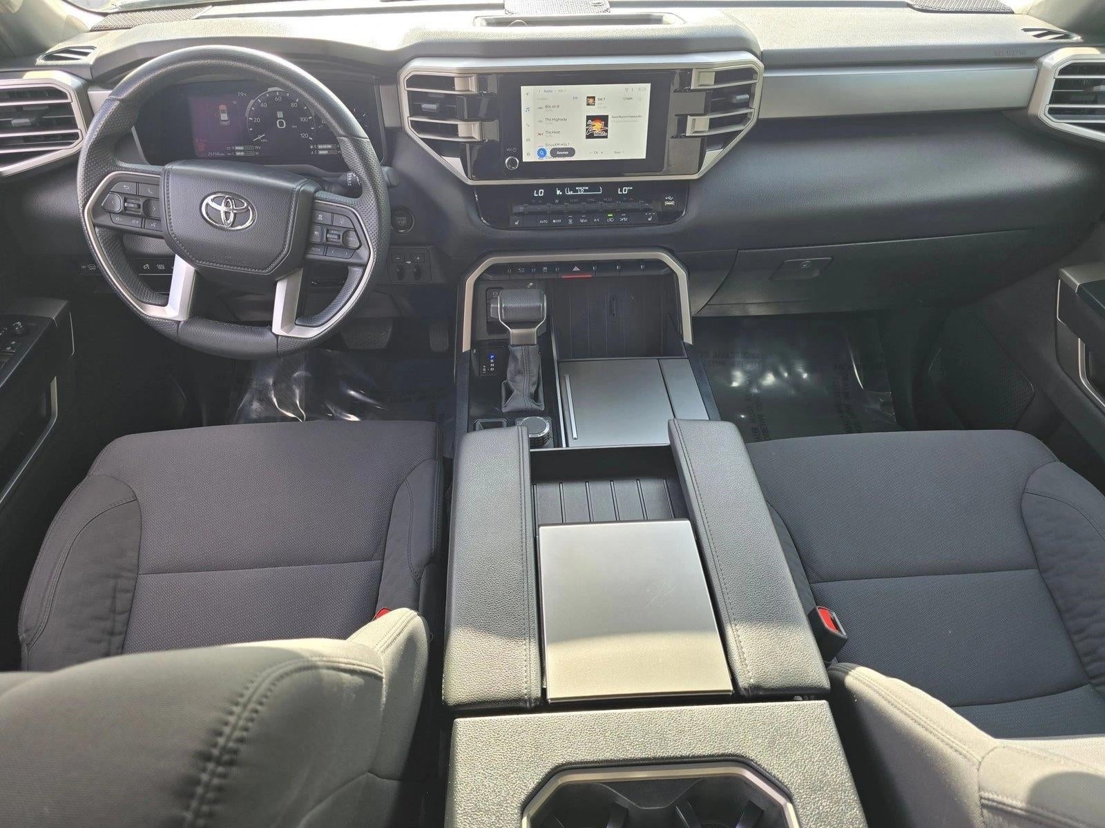 2025 Toyota Sequoia SR5 4WD (SE)