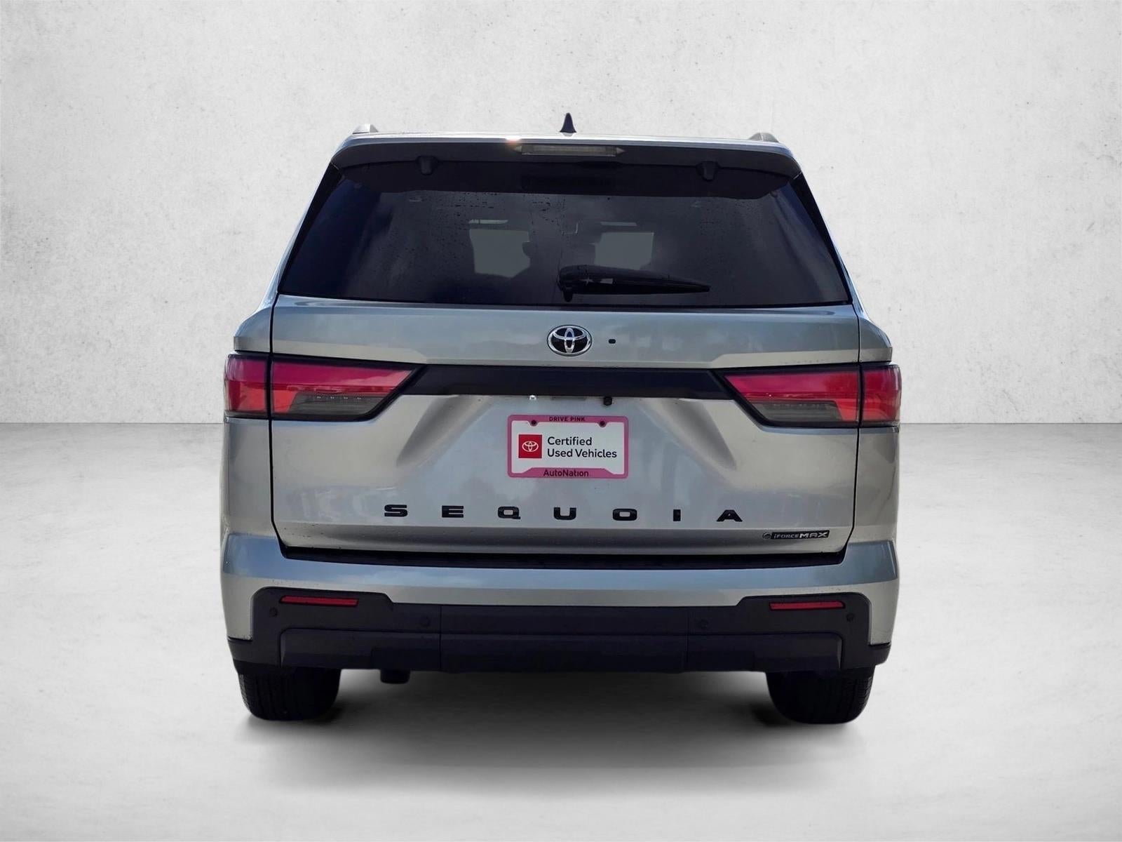 2025 Toyota Sequoia SR5 4WD (SE)