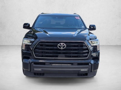 2025 Toyota Sequoia SR5 4WD (SE)