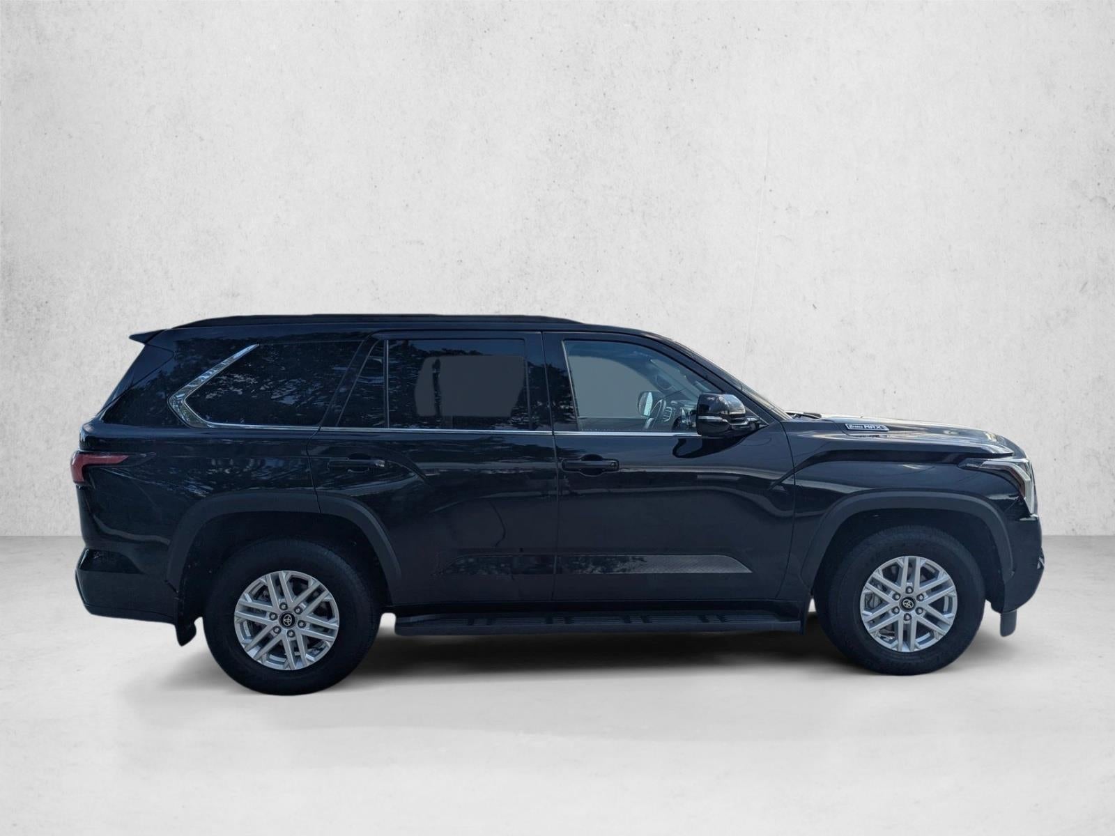 2025 Toyota Sequoia SR5 4WD (SE)