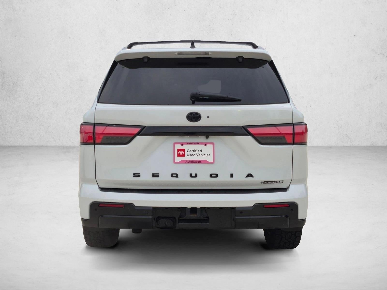 2025 Toyota Sequoia Platinum 4WD (Natl)