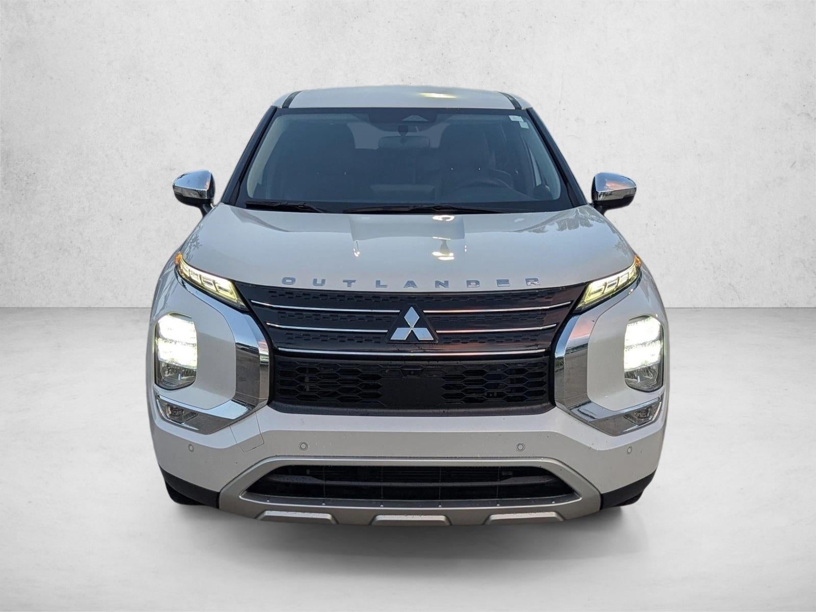 2022 Mitsubishi Outlander SE FWD