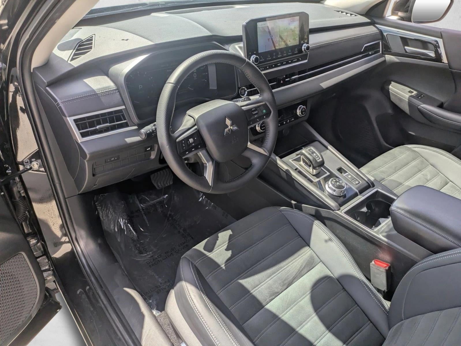 2024 Mitsubishi Outlander SE FWD