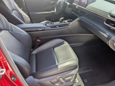 2024 Toyota Crown Limited AWD (Natl)