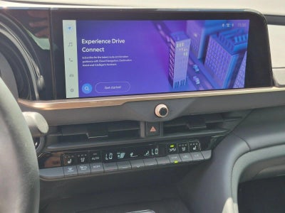 2025 Toyota Crown Signia XLE AWD (Natl)
