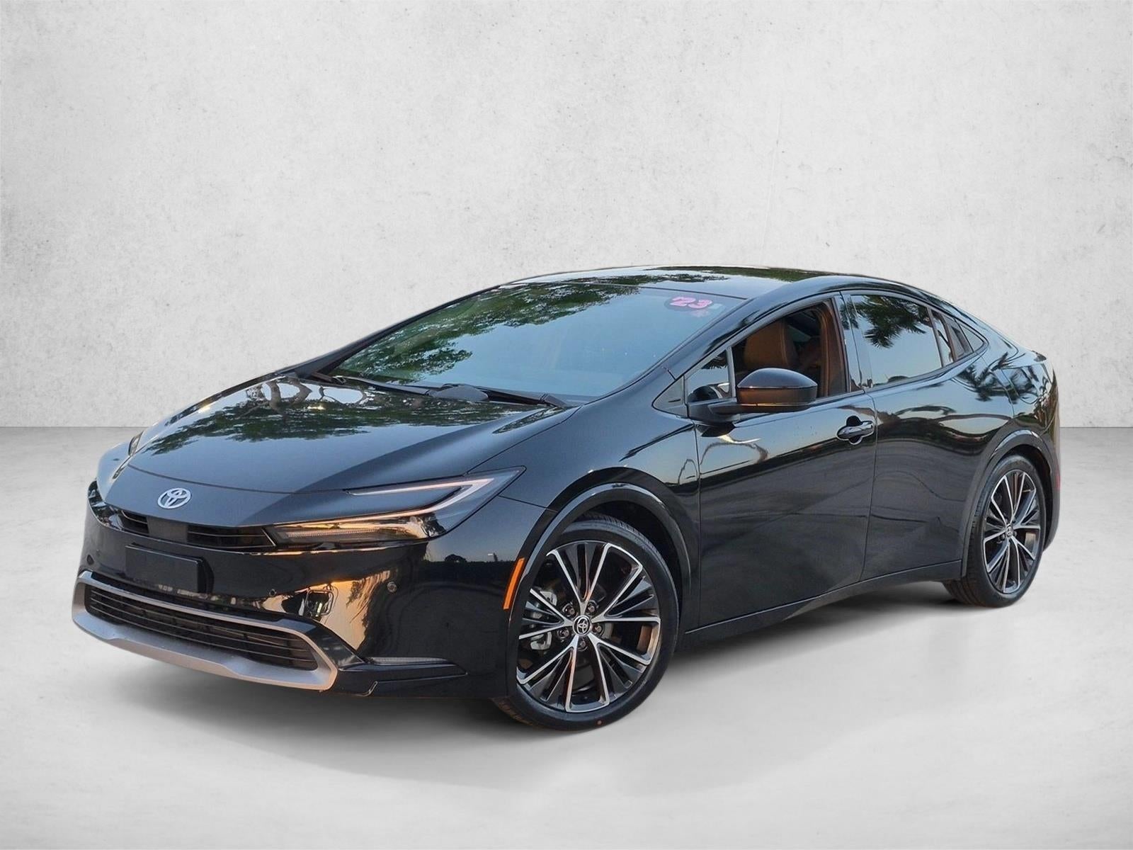 2023 Toyota Prius Limited (Natl)