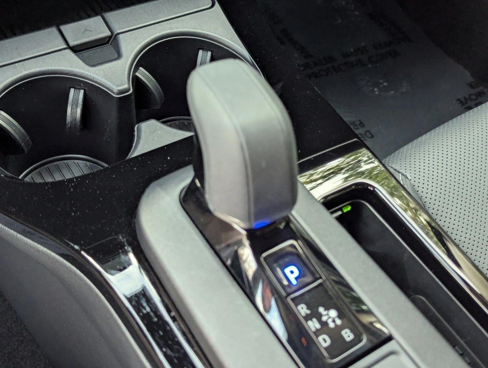 2024 Toyota Prius XLE (Natl)