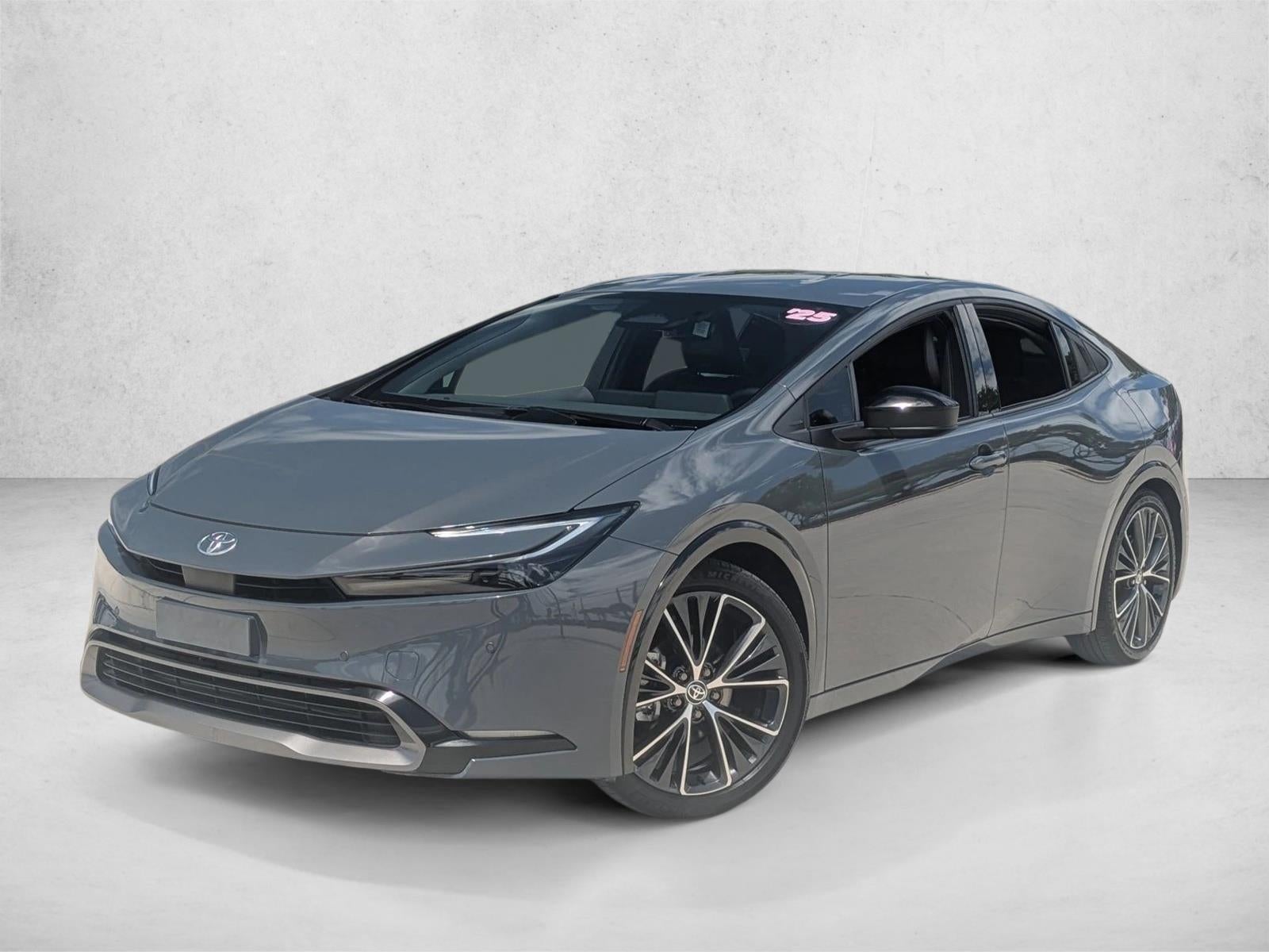 2025 Toyota Prius XLE (Natl)