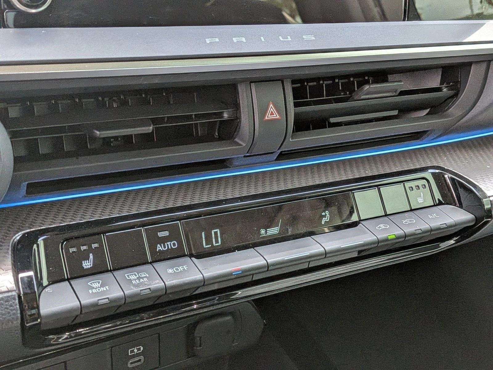 2025 Toyota Prius XLE (Natl)