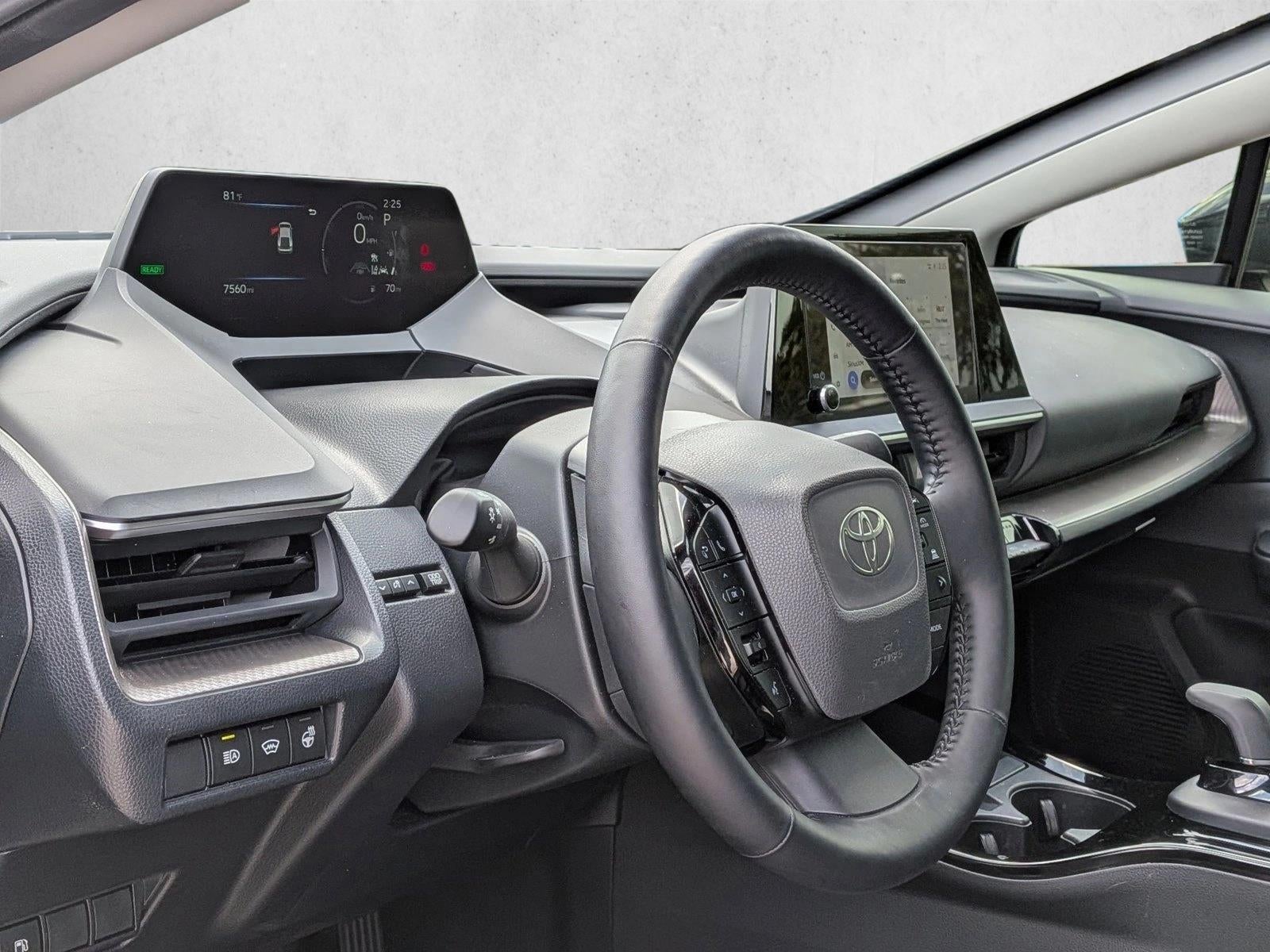 2025 Toyota Prius XLE (Natl)