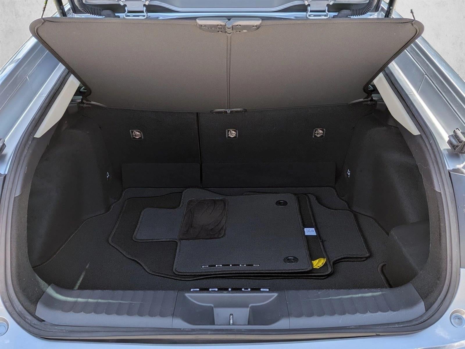 2023 Toyota Prius LE (Natl)