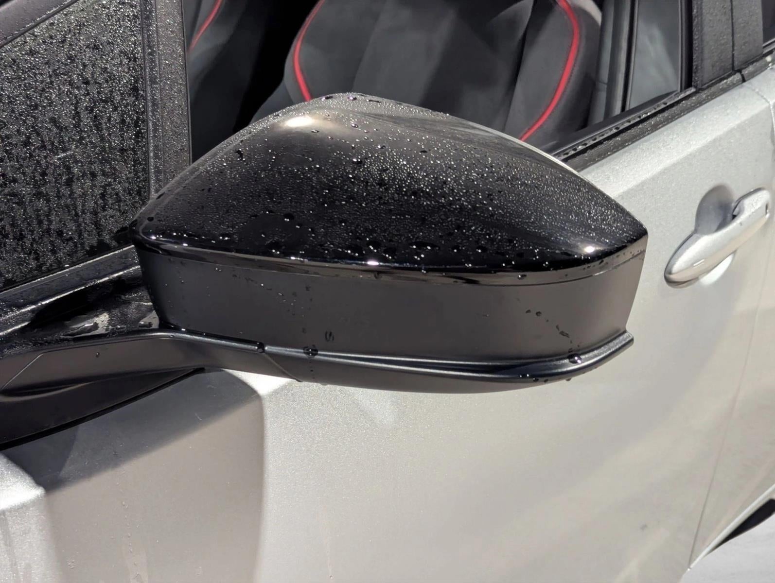 2026 Toyota Prius Plug-In Hybrid SE (Natl)