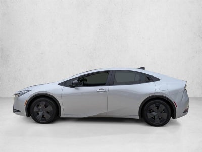 2026 Toyota Prius Plug-In Hybrid SE (Natl)