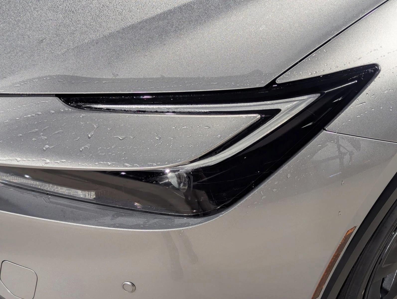 2026 Toyota Prius Plug-In Hybrid SE (Natl)