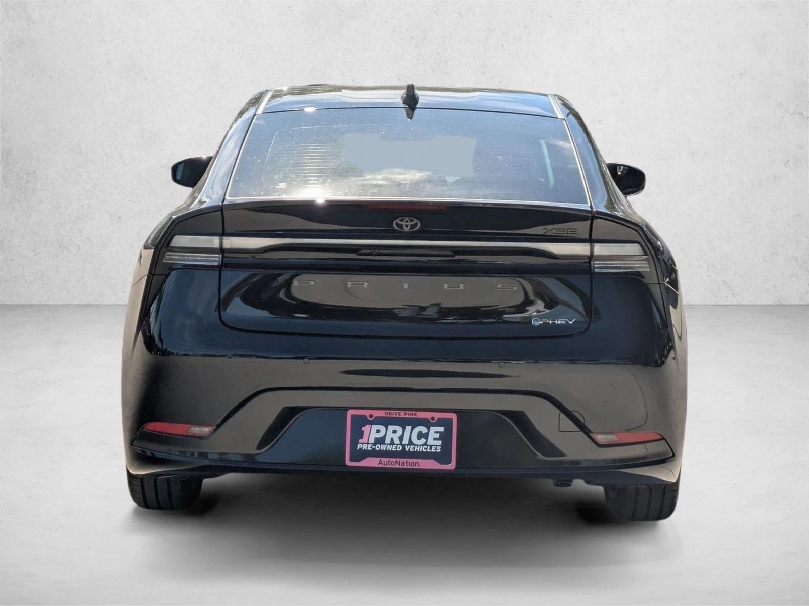 2025 Toyota Prius Plug-In Hybrid XSE (Natl)