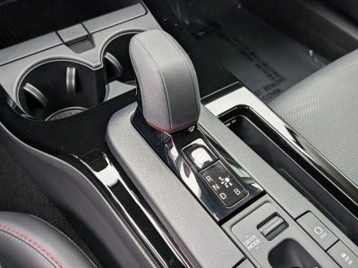 2026 Toyota Prius Plug-In Hybrid XSE (Natl)