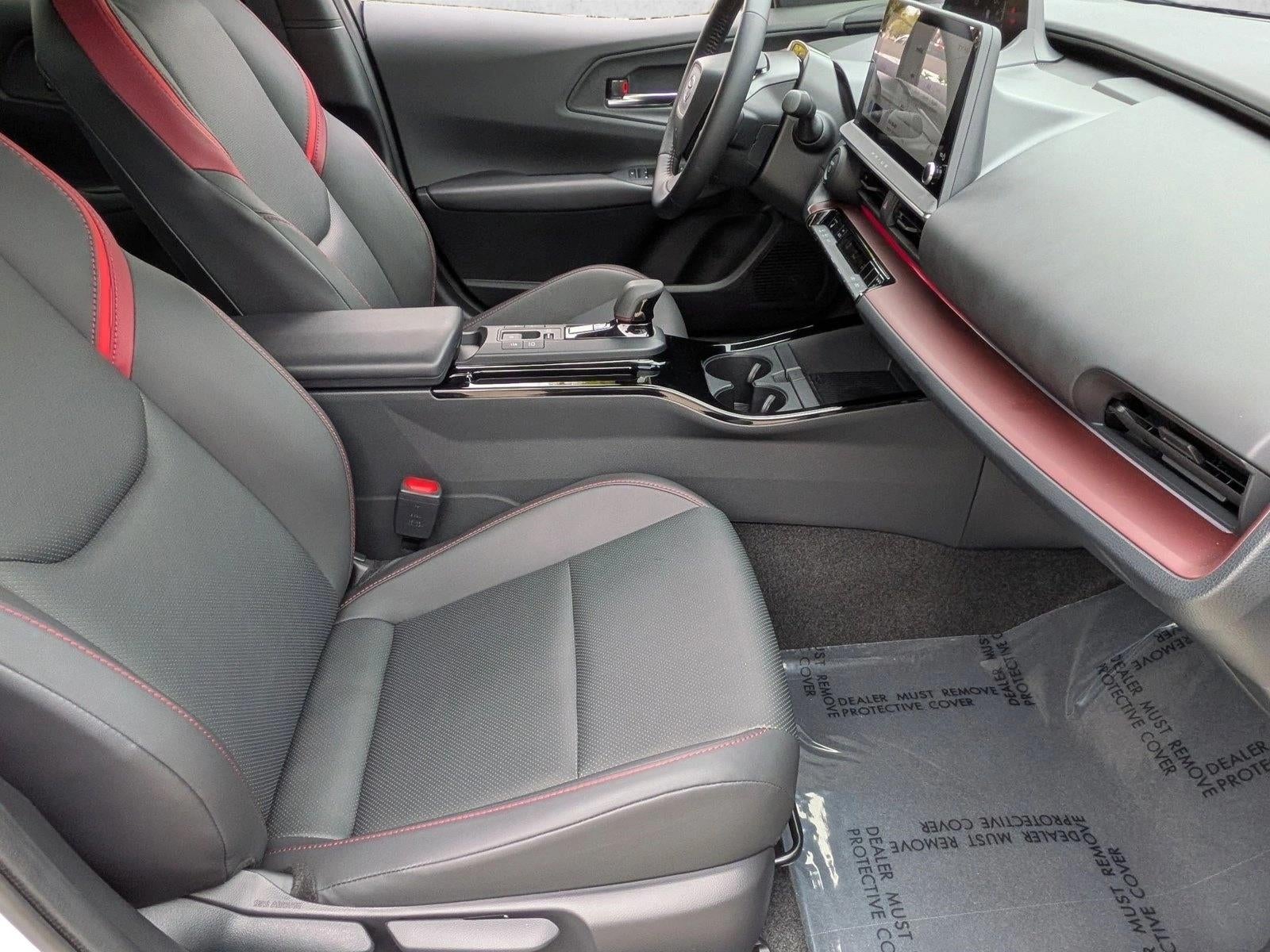 2025 Toyota Prius Plug-In Hybrid XSE (Natl)