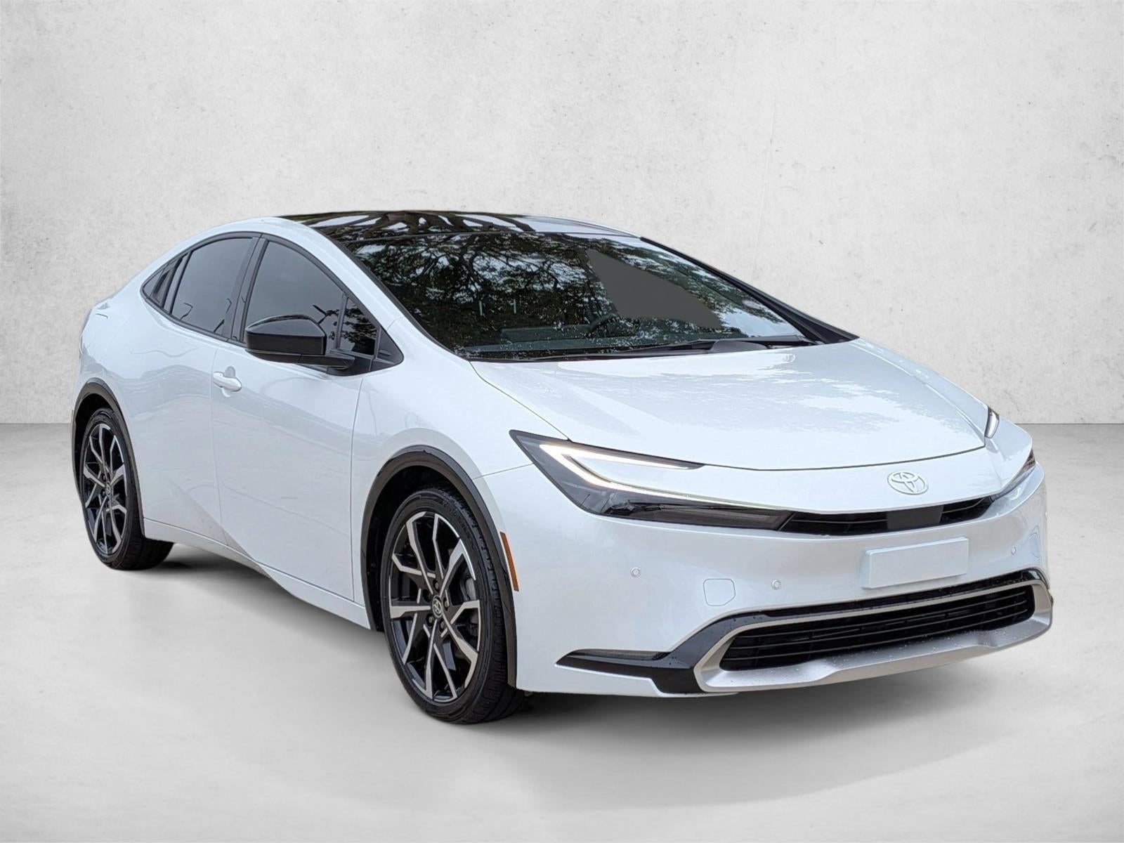 2025 Toyota Prius Plug-In Hybrid XSE (Natl)