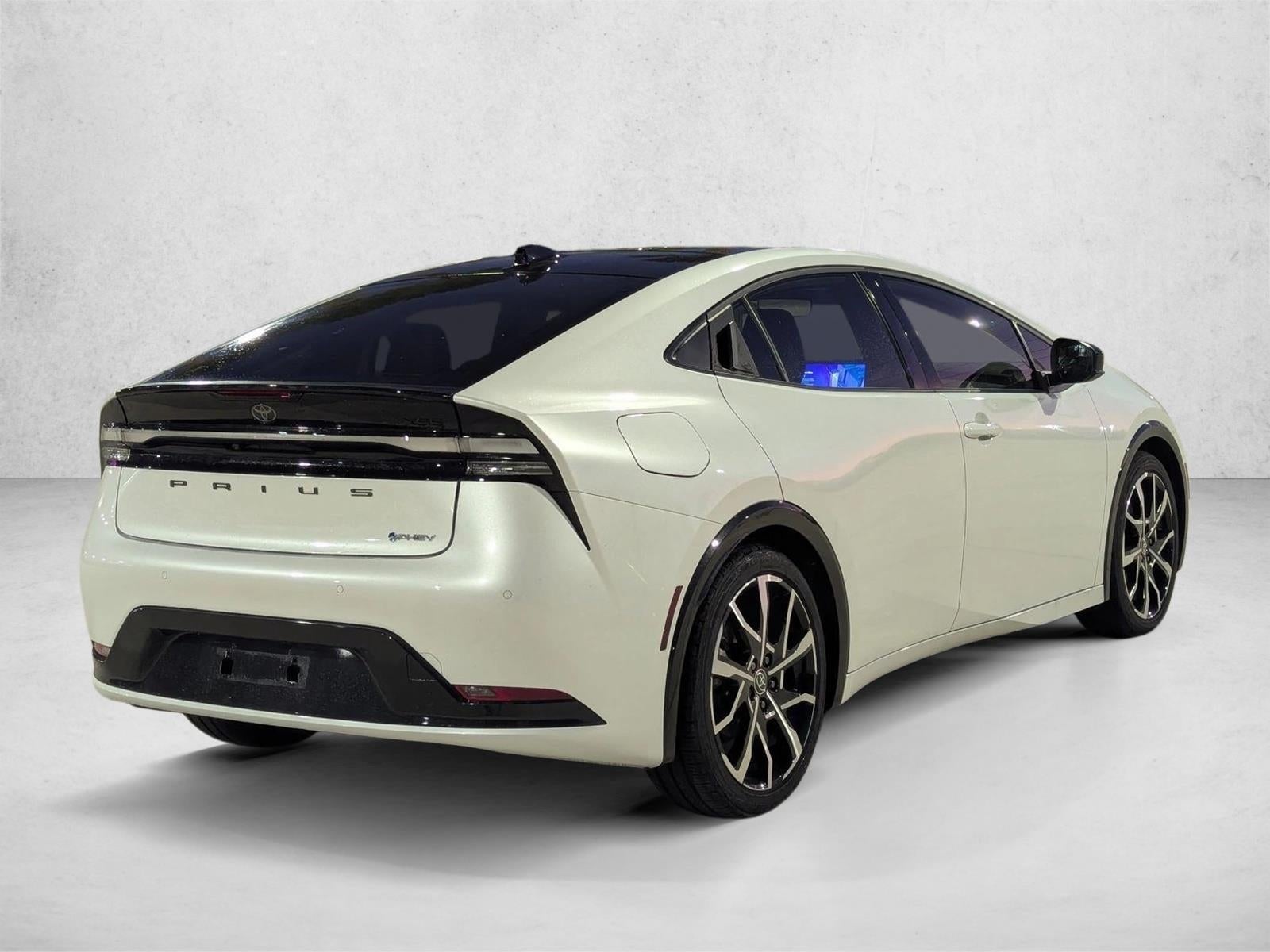 2025 Toyota Prius Plug-In Hybrid XSE (Natl)