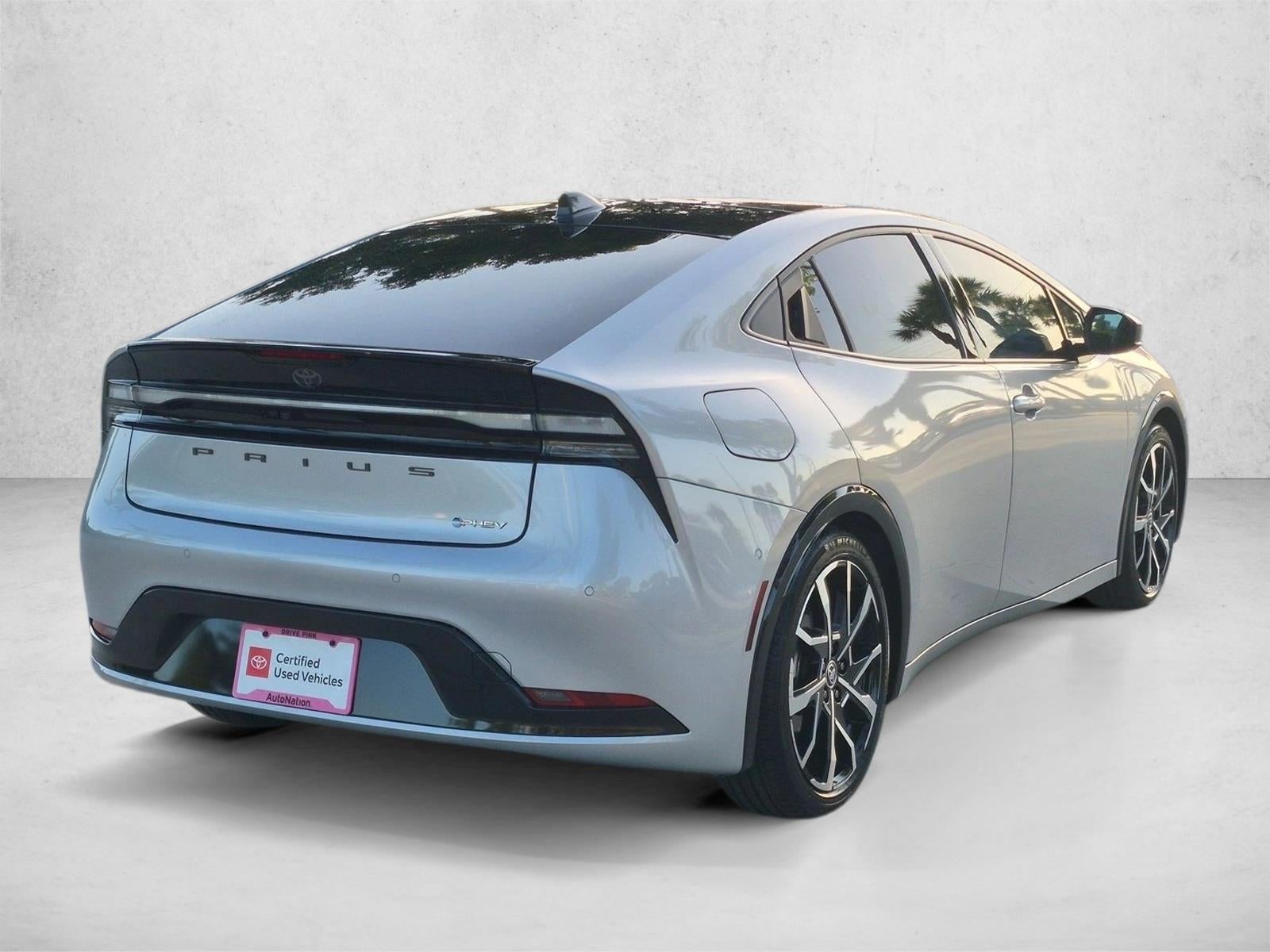 2026 Toyota Prius Plug-In Hybrid XSE Premium (Natl)