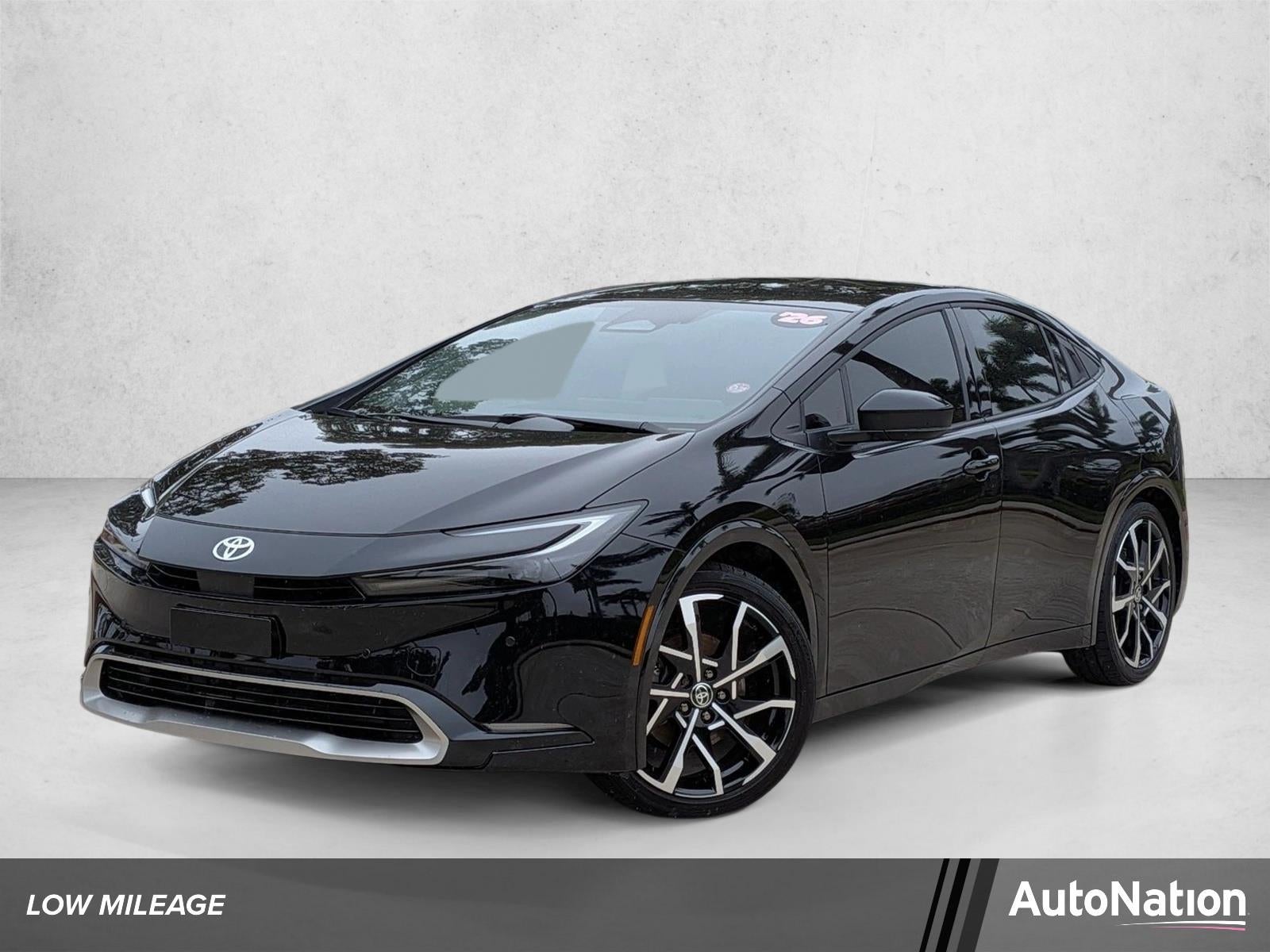 2026 Toyota Prius Plug-In Hybrid XSE (Natl)