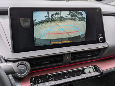 2026 Toyota Prius Plug-In Hybrid XSE (Natl)