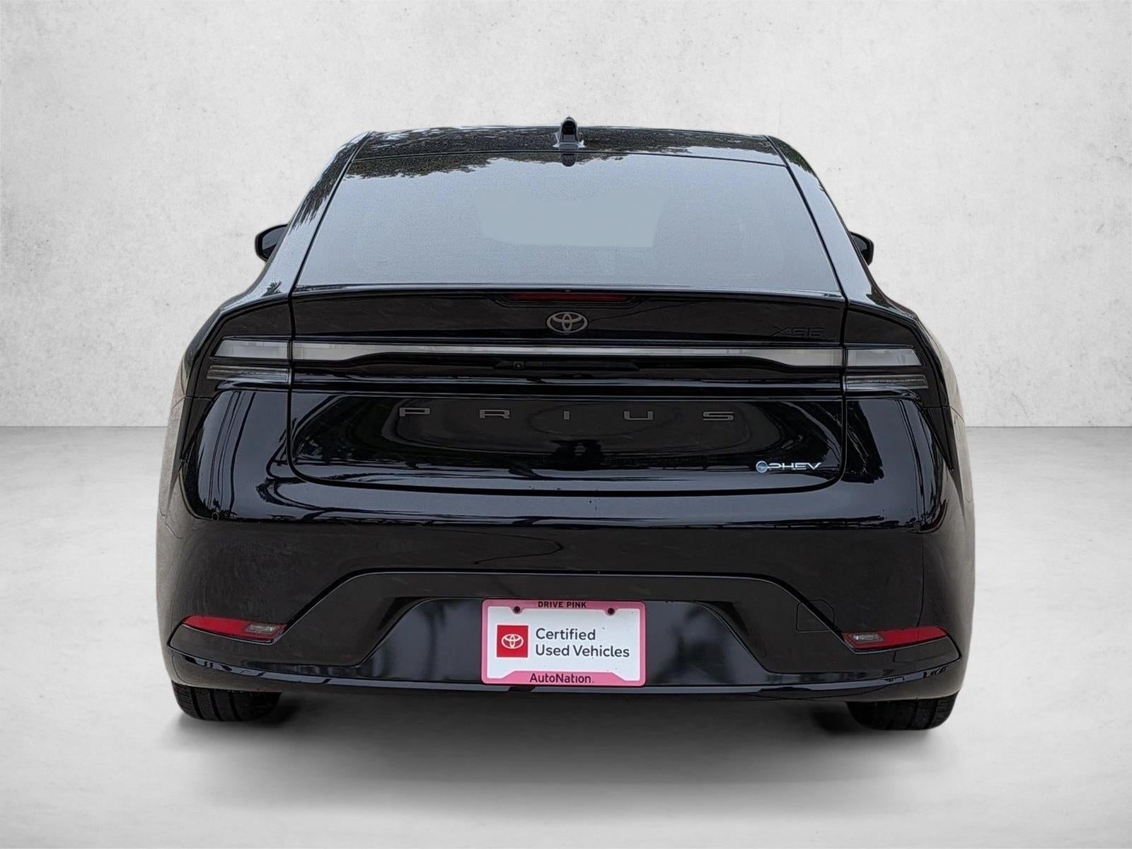 2026 Toyota Prius Plug-In Hybrid XSE (Natl)