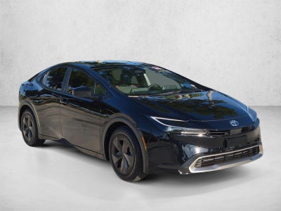 2026 Toyota Prius Plug-In Hybrid SE (Natl)