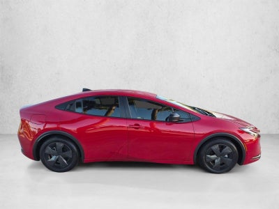 2026 Toyota Prius Plug-In Hybrid SE (Natl)