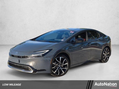 2026 Toyota Prius Plug-In Hybrid XSE (Natl)