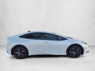 2026 Toyota Prius Plug-In Hybrid SE (Natl)
