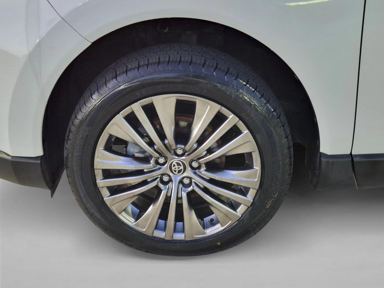 2021 Toyota Venza XLE AWD (SE)