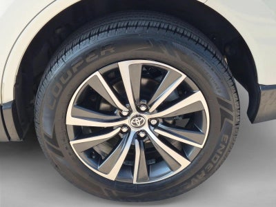 2021 Toyota Venza LE AWD (GS)