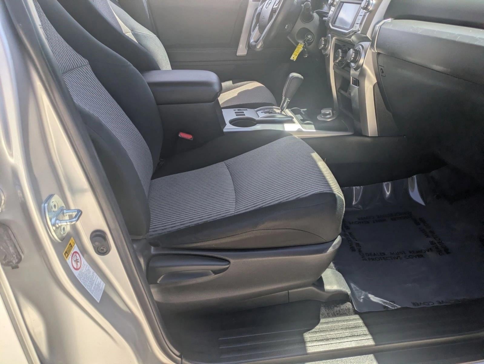 2016 Toyota 4Runner 4WD 4dr V6 SR5 (GS)