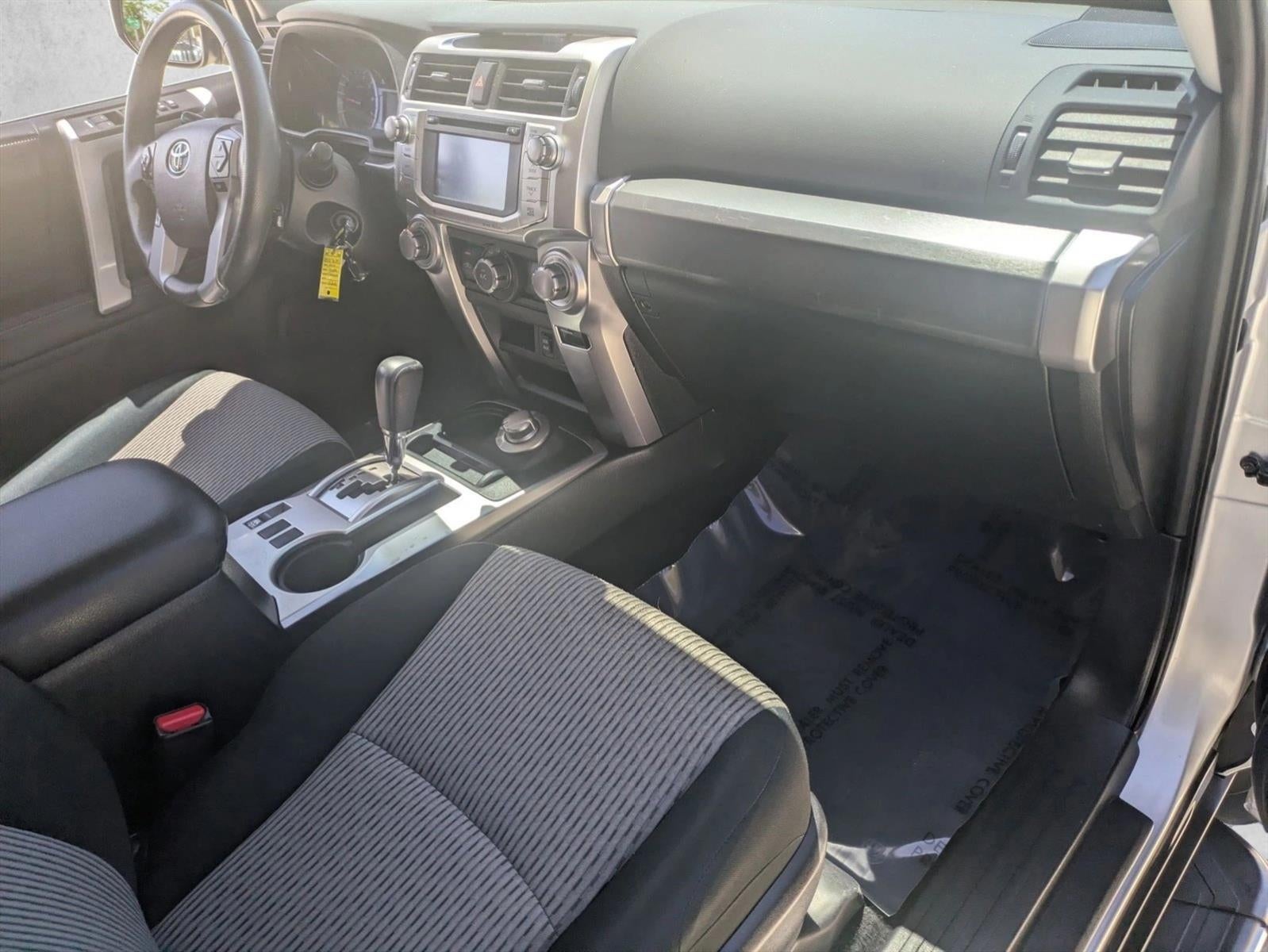 2016 Toyota 4Runner 4WD 4dr V6 SR5 (GS)