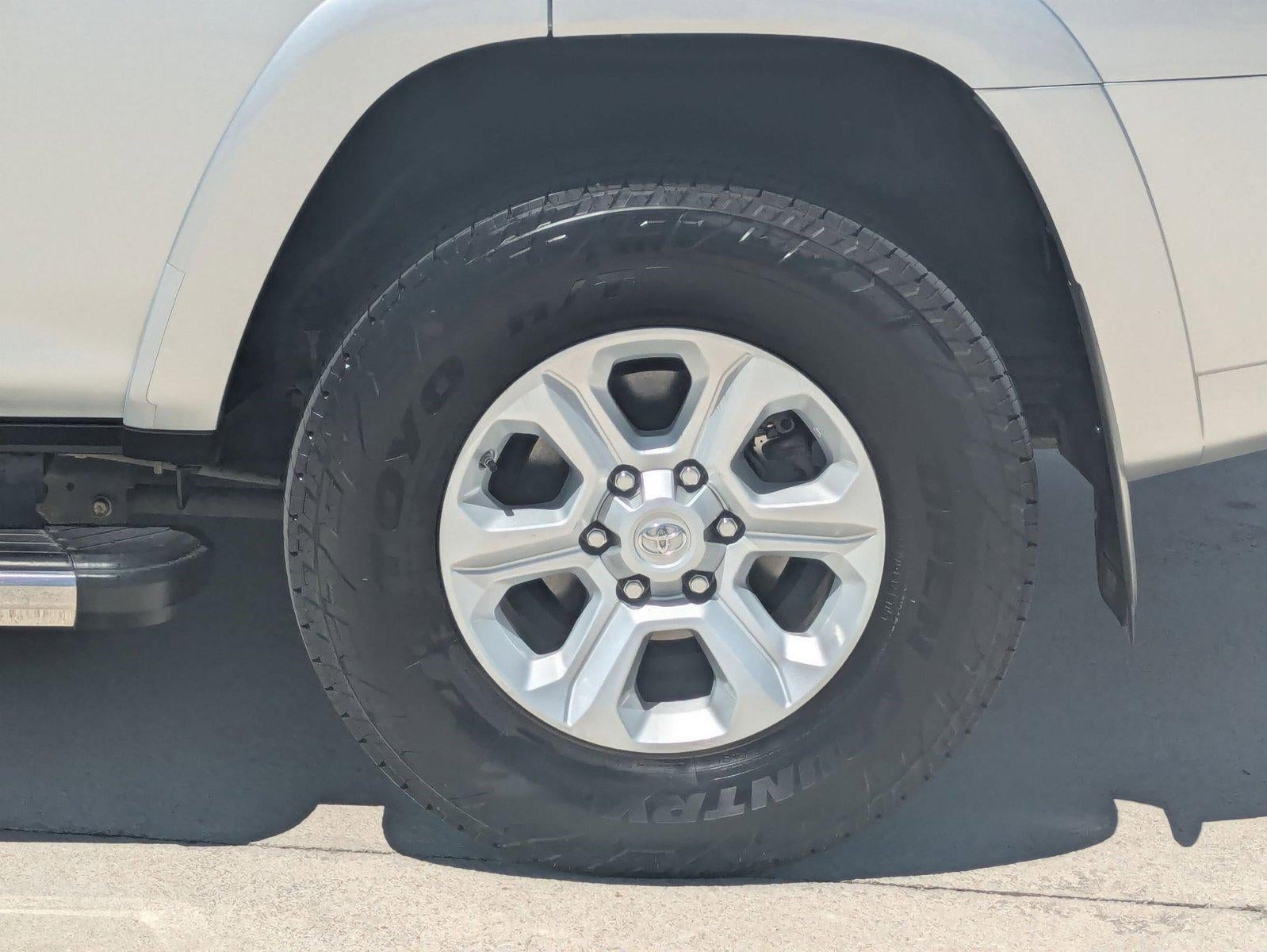 2016 Toyota 4Runner 4WD 4dr V6 SR5 (GS)