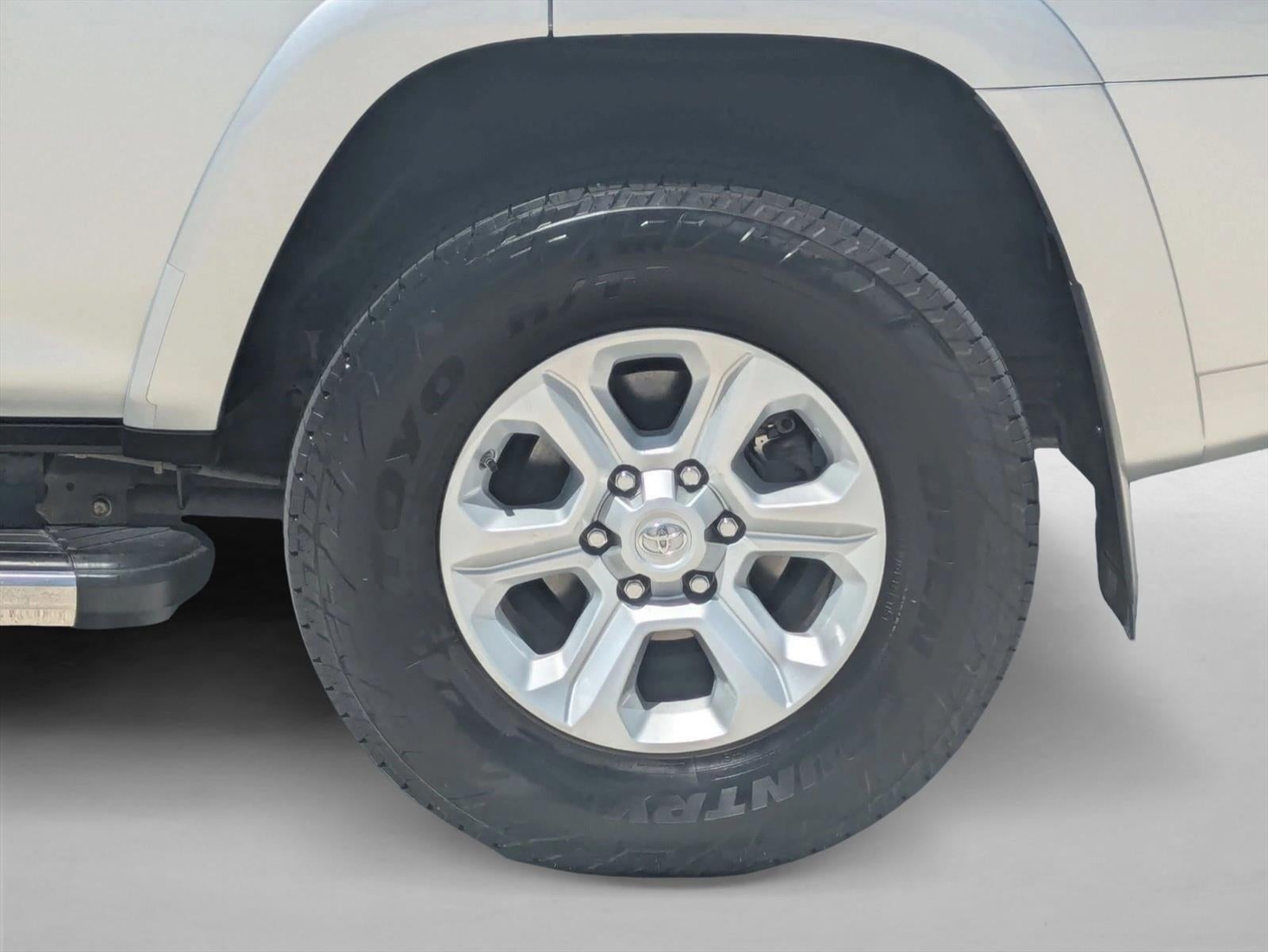 2016 Toyota 4Runner 4WD 4dr V6 SR5 (GS)