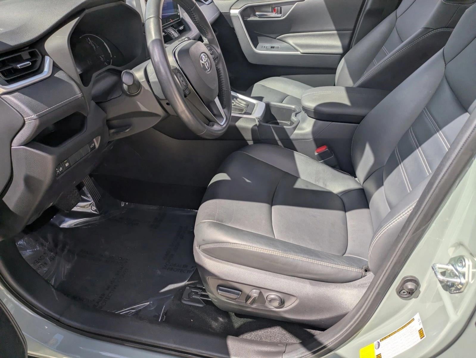 2023 Toyota RAV4 XLE Premium FWD (Natl)